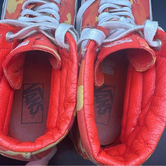 Vans Orange and yellow camouflage high-top sneakers, Men’s Size 7.5, Women’s 9 - Picture 10 of 12